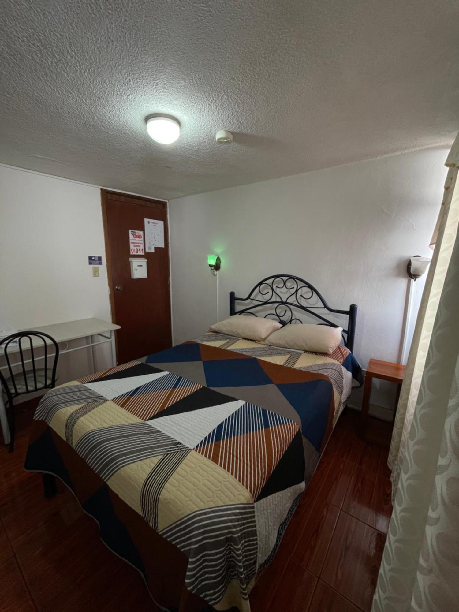 Hostal La Escondida De Quito Del Norte מראה חיצוני תמונה