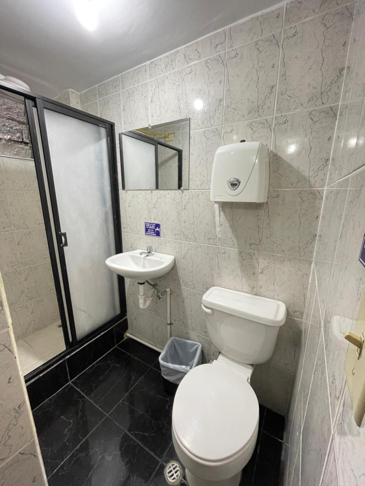 Hostal La Escondida De Quito Del Norte מראה חיצוני תמונה