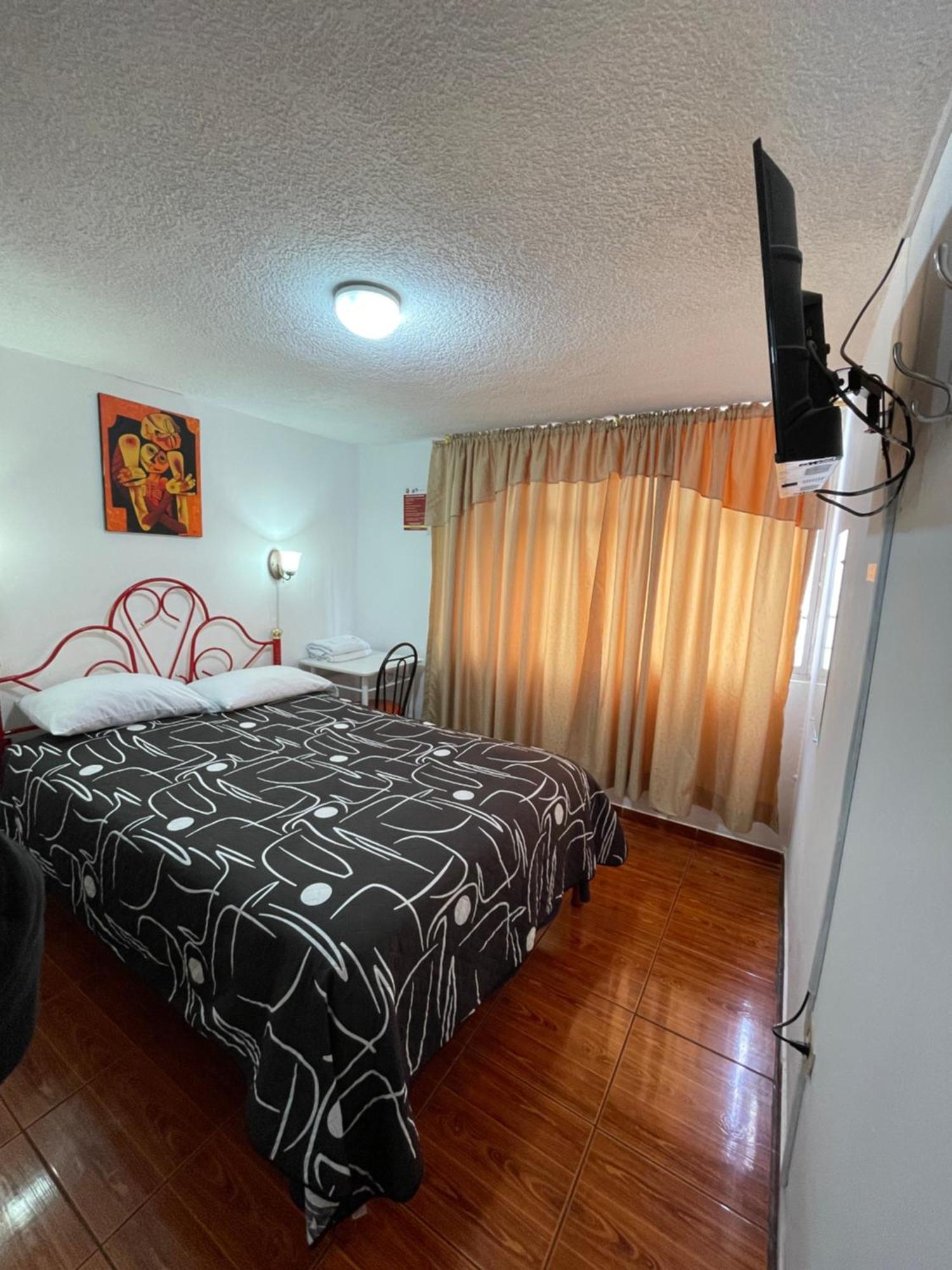 Hostal La Escondida De Quito Del Norte מראה חיצוני תמונה